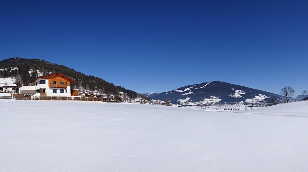 Haus Lienbacher Apartment Flachau Ruang foto